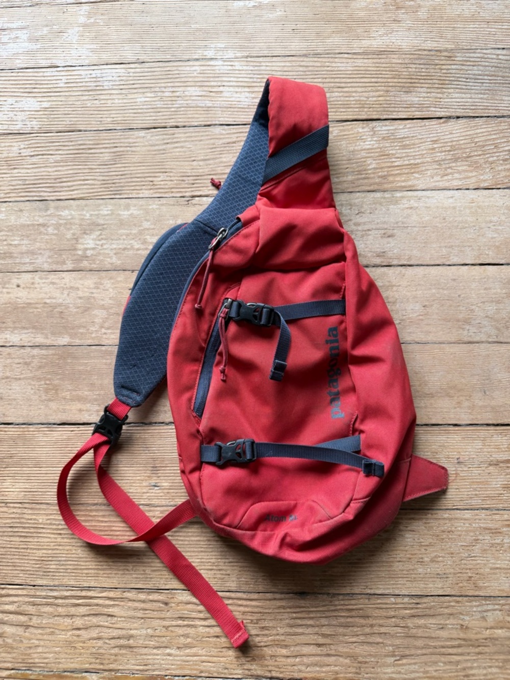Patagonia Atom 8L Sling